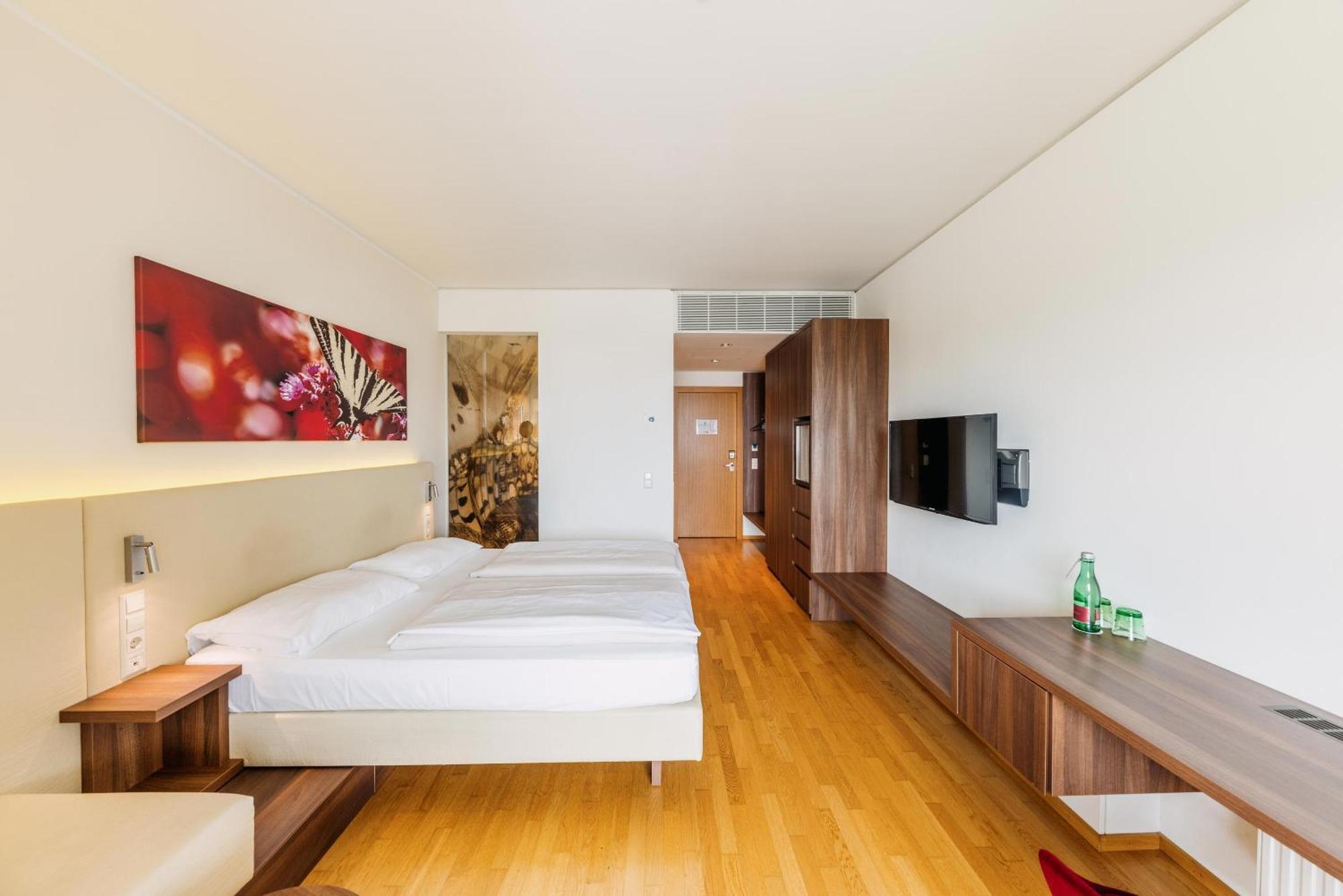 Thermenhotel Karawankenhof Villach Exterior photo